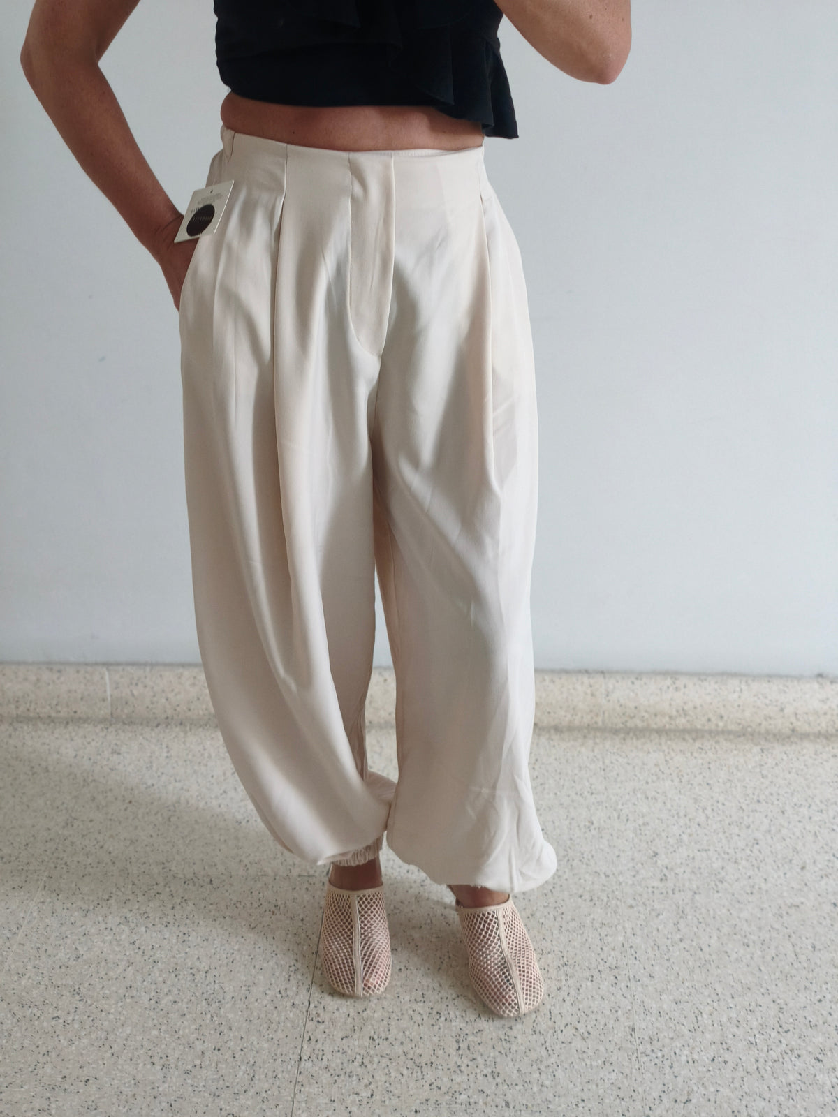 Pantalón bombacho beige