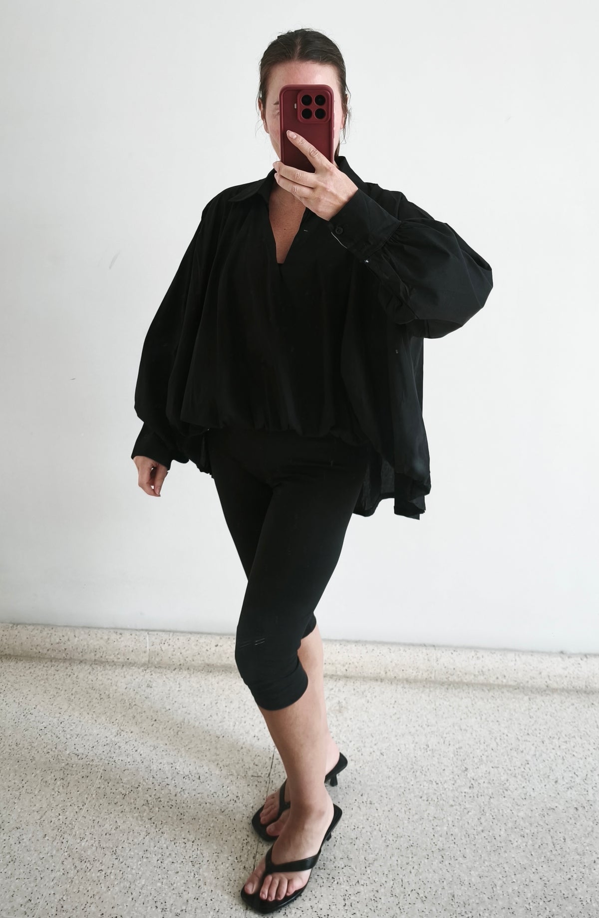 Camisa abullonada negra