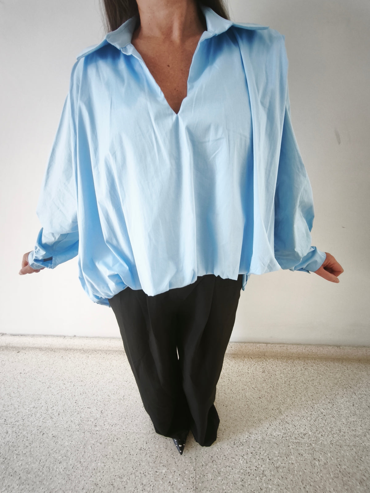 Camisa abullonada azul