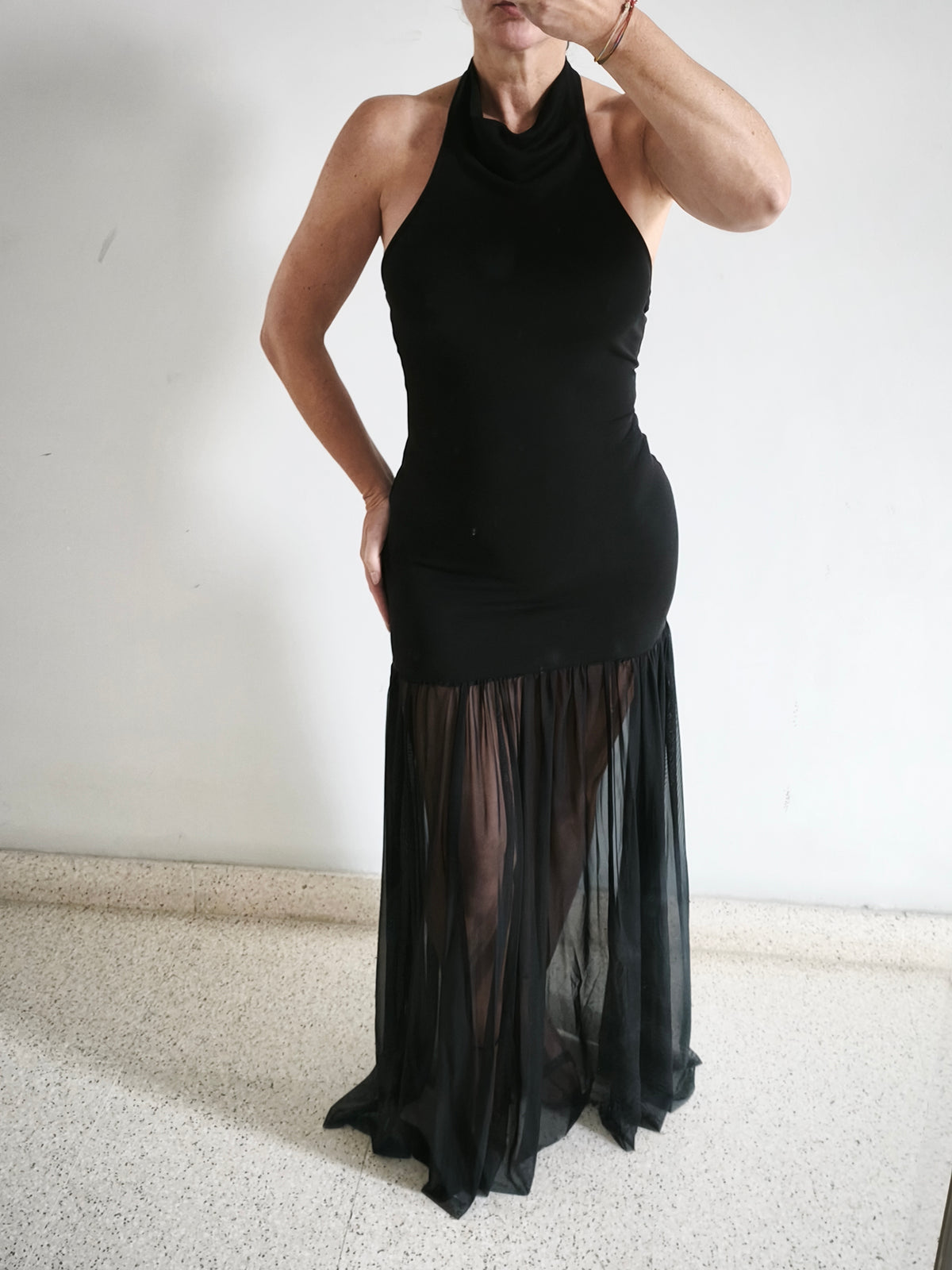 Vestido halter Lumina negro