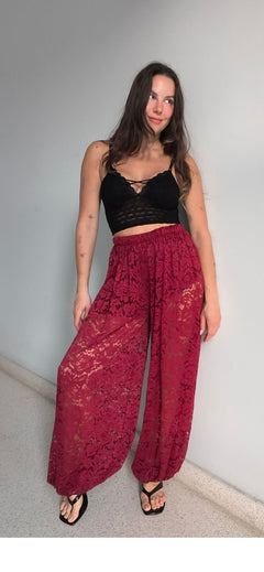Pantalón bombacho anclaje burdeos
