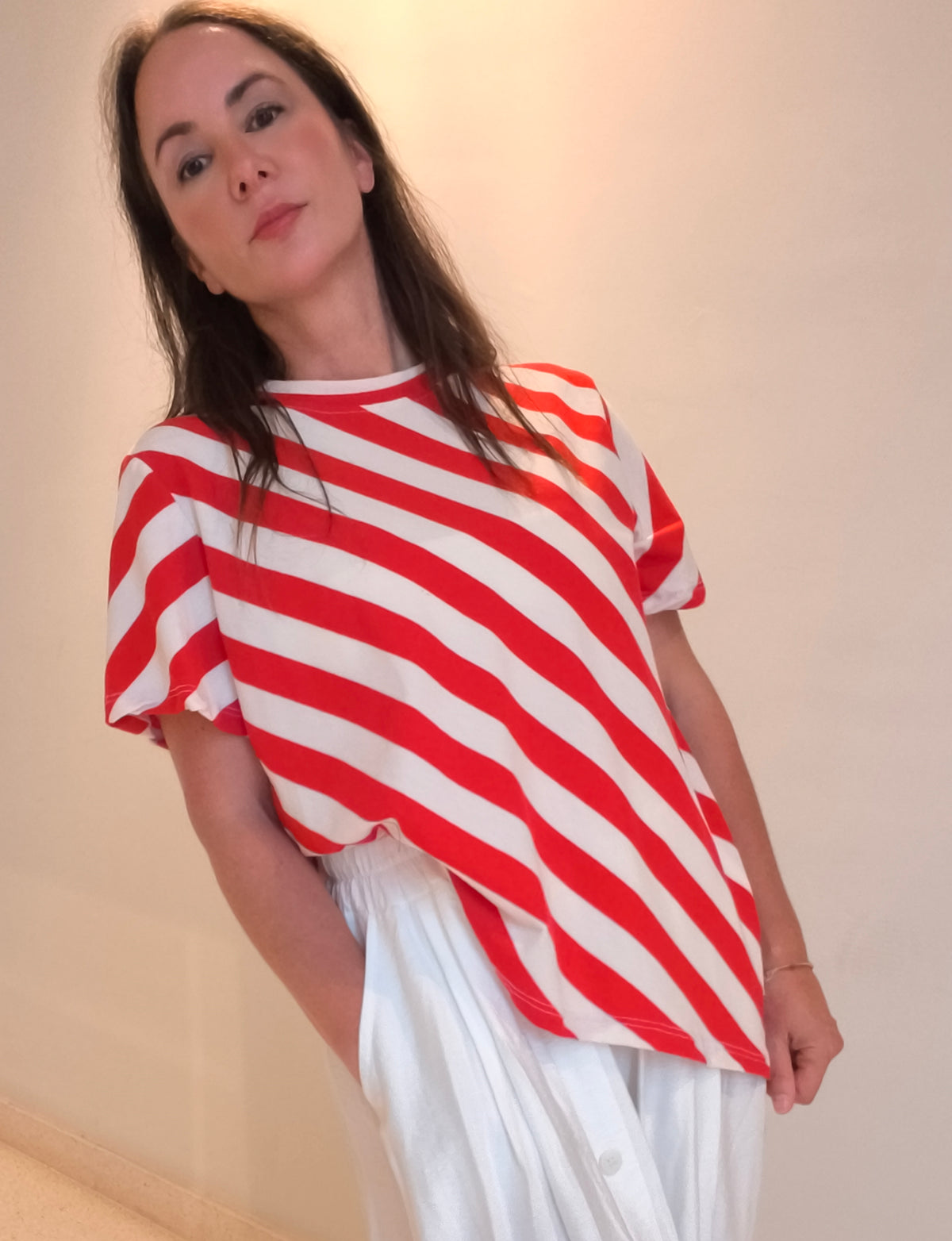 Camiseta asimétrica rallas