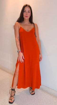 Vestido abertura encaje
