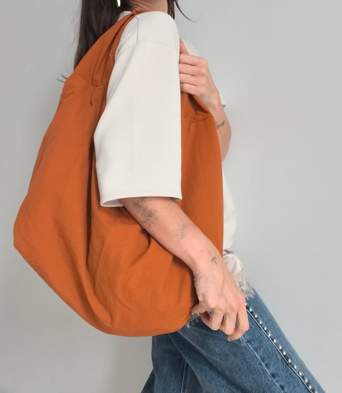 Bolso tipo saco teja