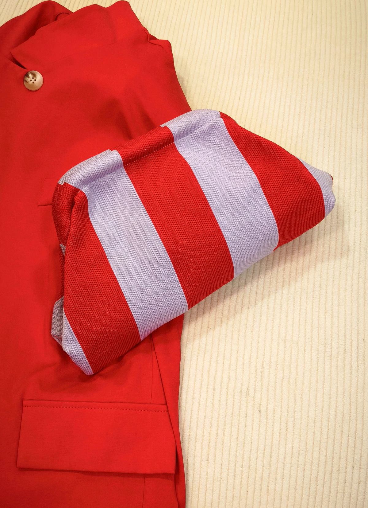 Bolso mano lilay rojo