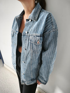 Chaqueta over denim brilli
